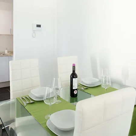 De La Marina Villa
