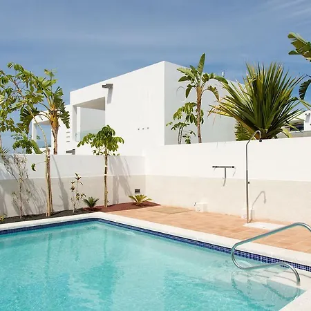 De La Marina * Playa Blanca (Lanzarote)