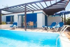 De La Marina Villa