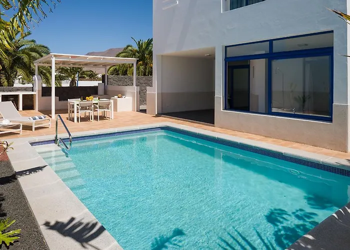 Villa De La Marina Playa Blanca