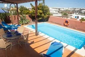 De La Marina * Playa Blanca